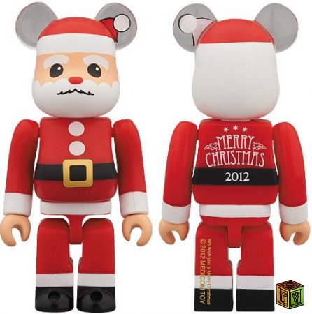 Медведи BE@RBRICK на новогоднею тематику